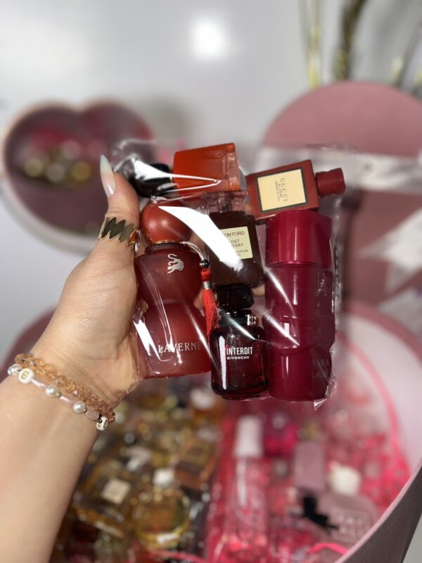 valentino donna born in roma pink pink heart gift set premium